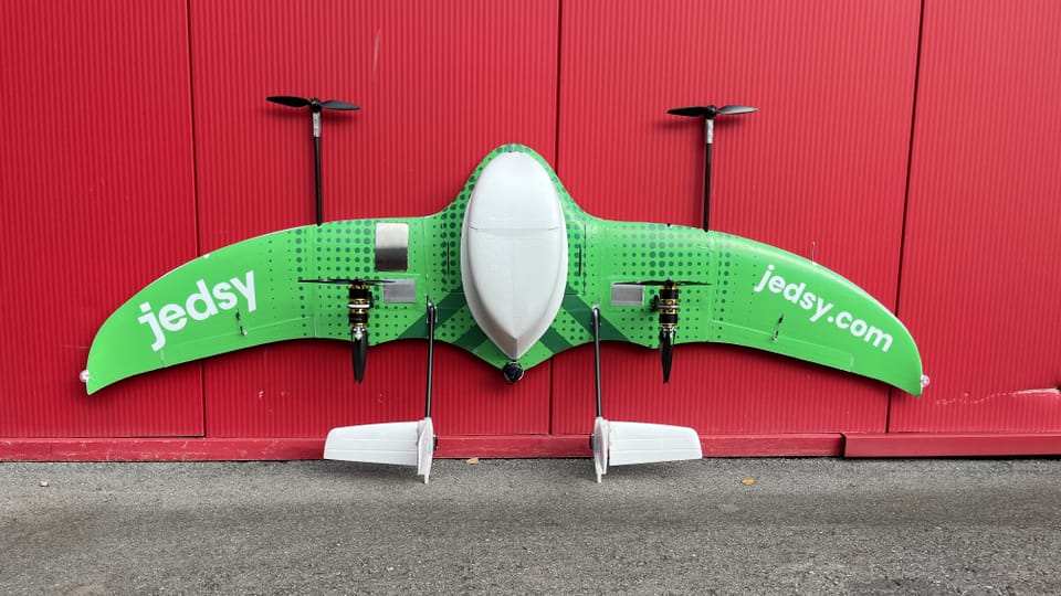 Die Drohne fliegt vom Labor in Buchs (SG) zum Labor in Vaduz