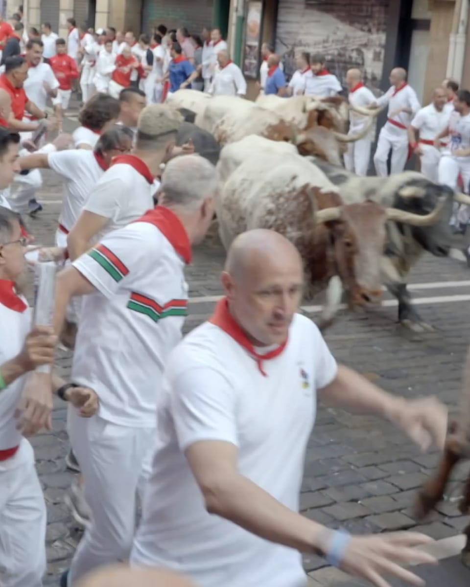 https://download-media.srf.ch/world/image/default/2024/07/Pamplona-ohne-Sierkampf-1.jpg