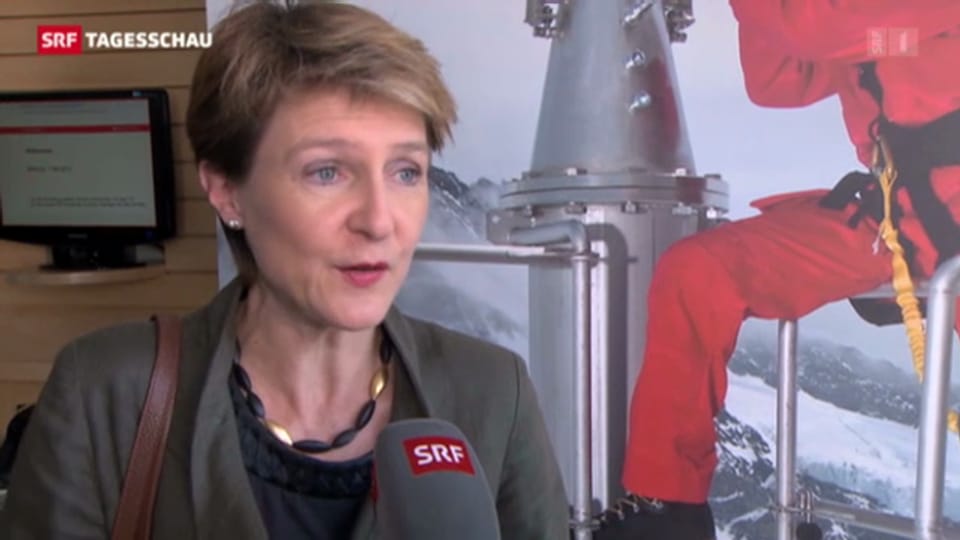 Simonetta Sommaruga auf Fabrikbesuch - Tagesschau - Play SRF