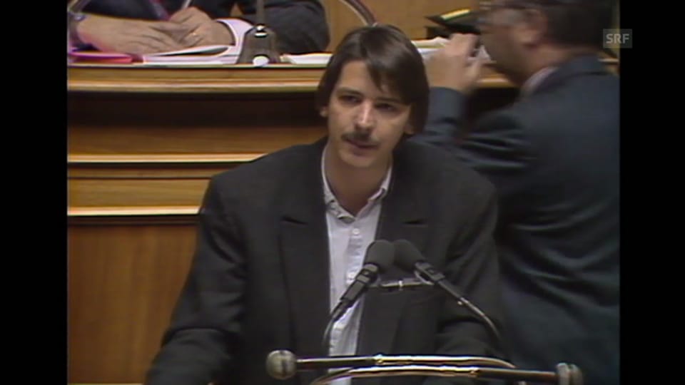 7. Dezember 1989: Nationalrat Paul Rechsteiner zum Fichen-Skandal
