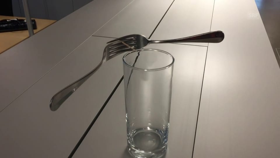 cocktail shaker action True Fabrications Old Kentucky Home Variante:Erdbeer Joghurt hell