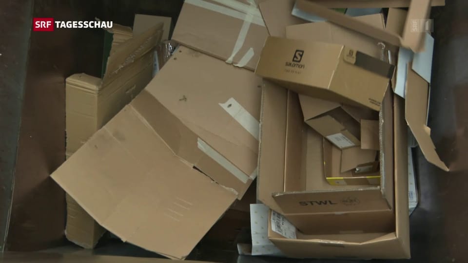 Recyclinghöfe verlangen Geld für Karton