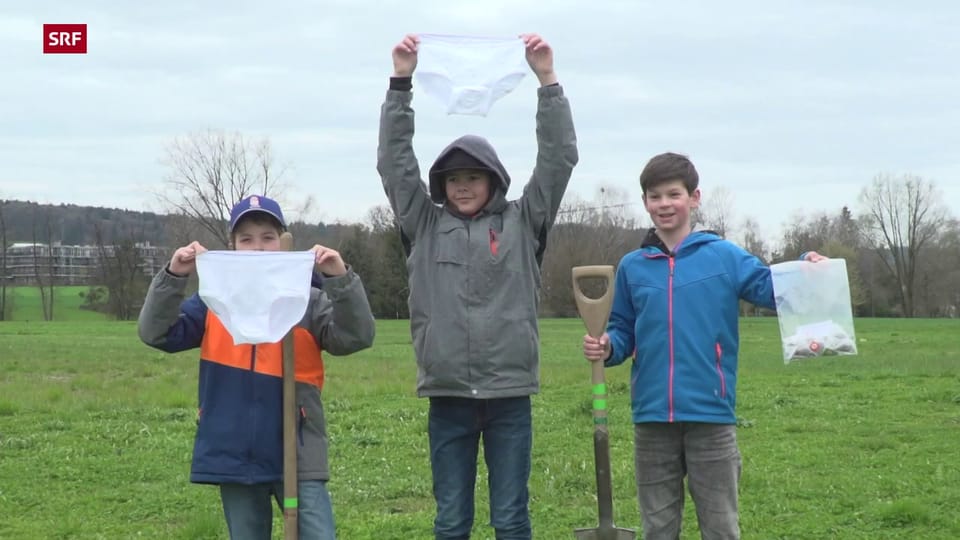 warum-vergraben-diese-jungs-unterhosen-im-boden-srf-kids-news-play-srf