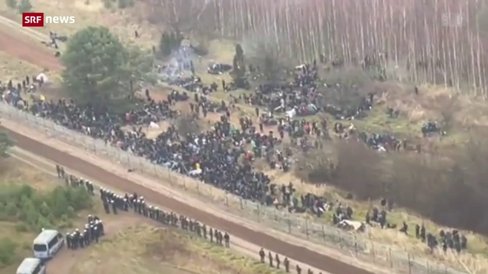 Hunderte Migranten von Belarus unterwegs zur polnischen EU-Grenze
