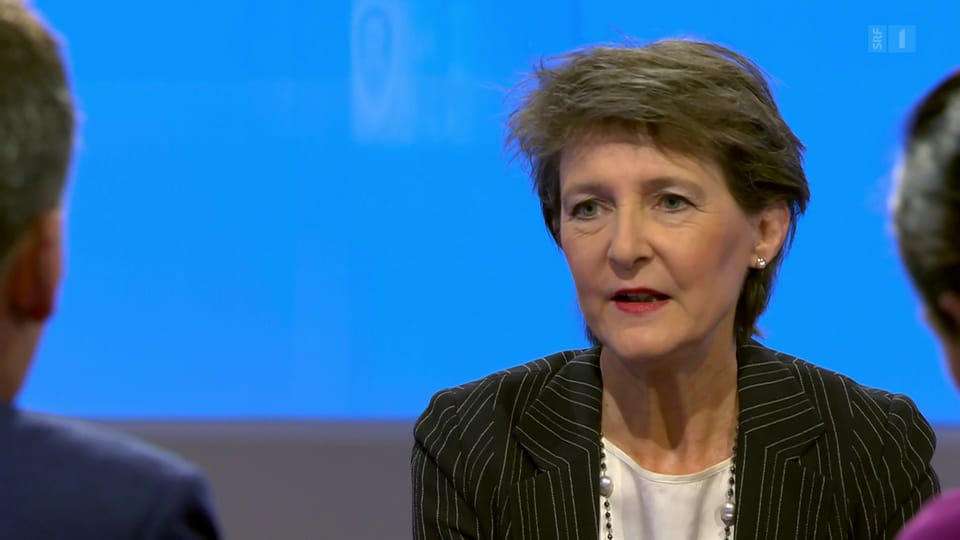 «Rundschau talk» mit Bundesrätin Simonetta Sommaruga - Play SRF
