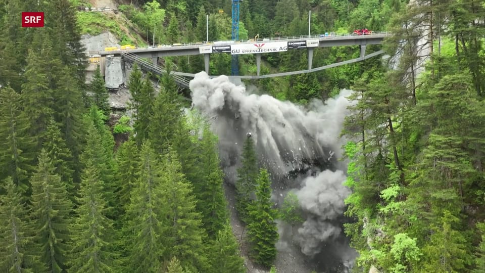 Sprengung des Castielerviadukts auf der RhB-Linie zwischen Chur und Arosa