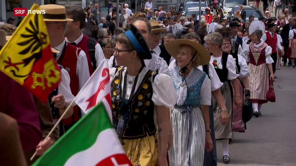 Eidgenössisches Trachtenfest: Geschichte der Schweizer Trachten