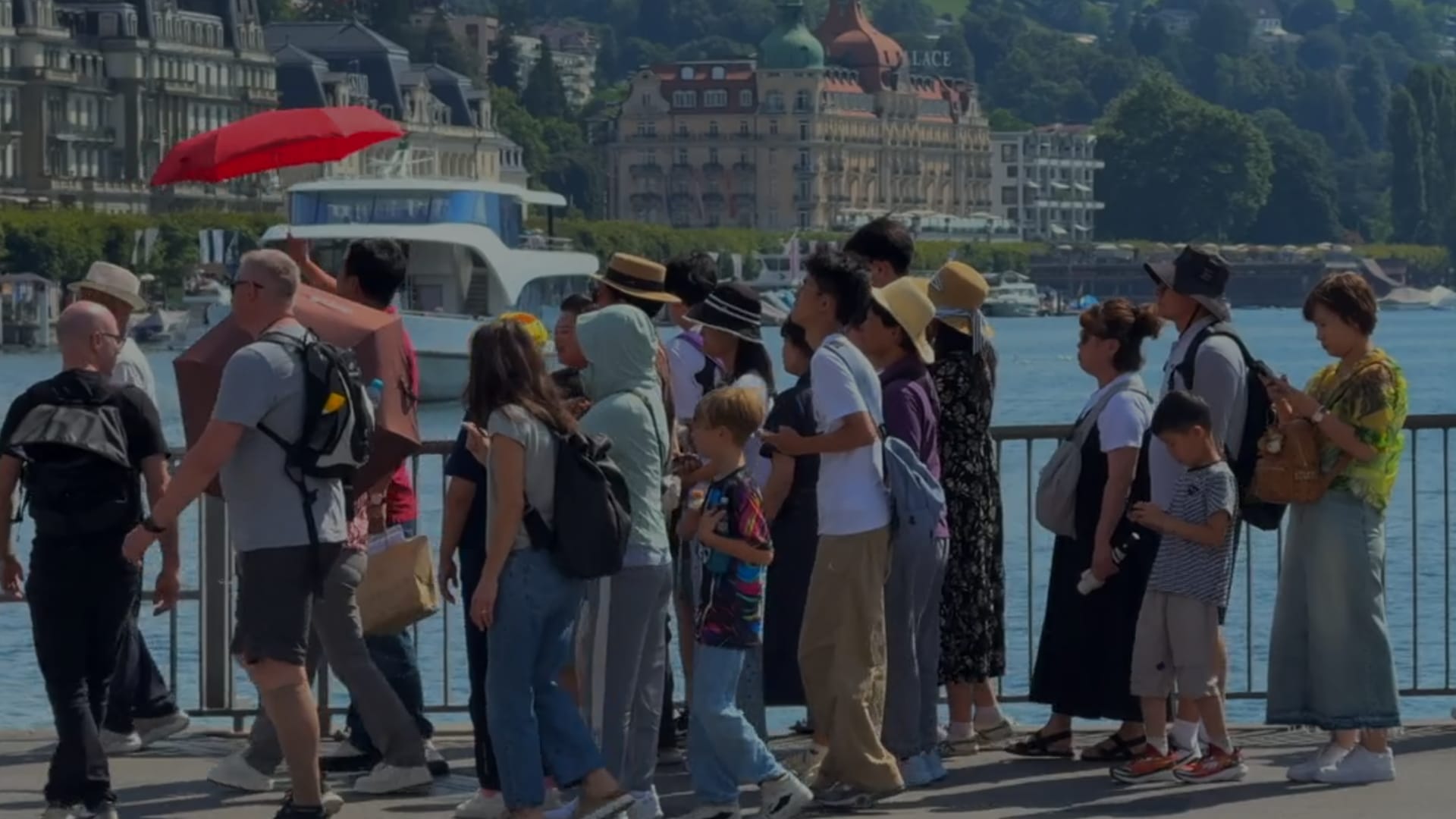 Svizzera, troppi turisti  