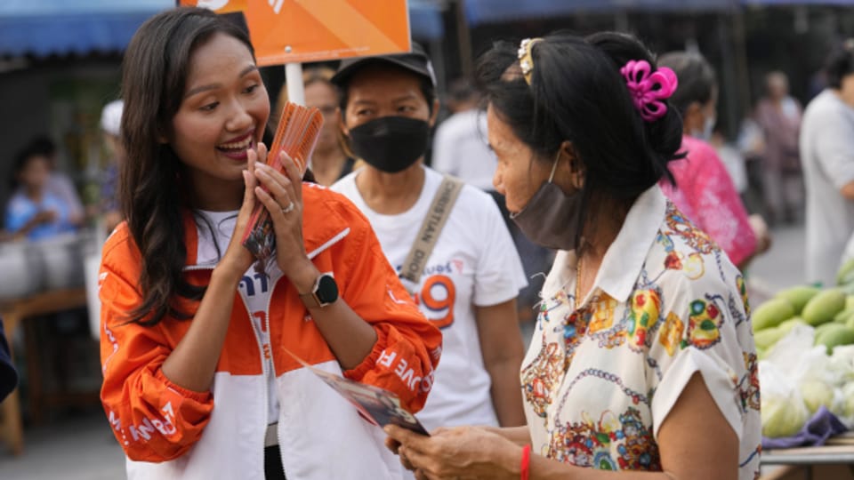 Wahlen in Thailand: Oppositionspartei will Monarchie reformieren