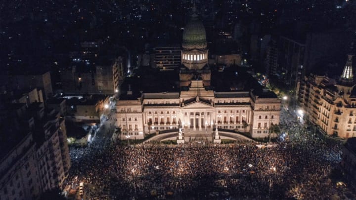 Aus dem Archiv: Tausende in Argentinien demonstrieren