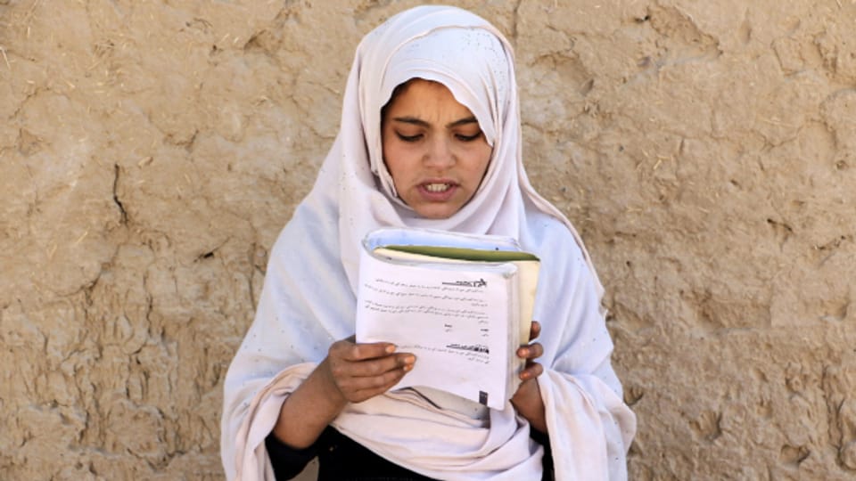 Fernunterricht aus der Schweiz für Afghaninnen