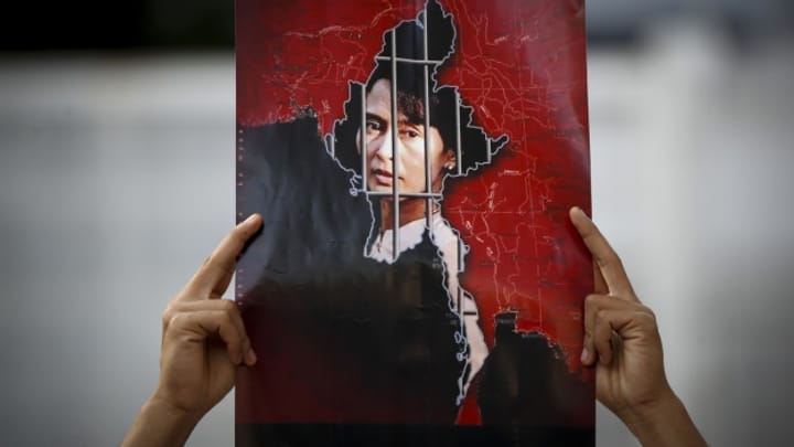 Aus dem Archiv: «Ein weiterer Versuch, Suu Kyi zu diskreditieren»