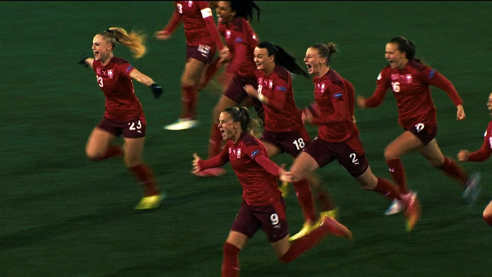 La Nati au féminin – plus qu’une équipe - Documentaires - Play RTS