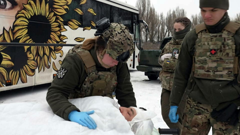 Médecine de guerre - 36.9° - Play RTS