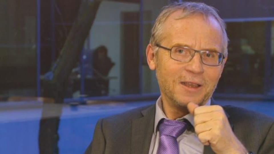 Prof. Thomas Römer, Théologien, Collège de France, UNIL - RTS ...
