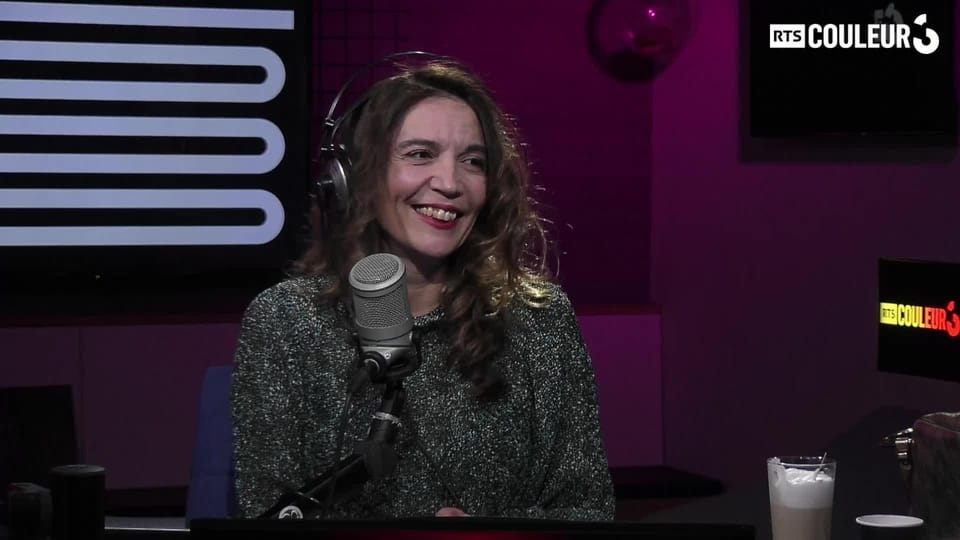 Valérie Paccaud - Porno et notoriété - Le papier - Play RTS
