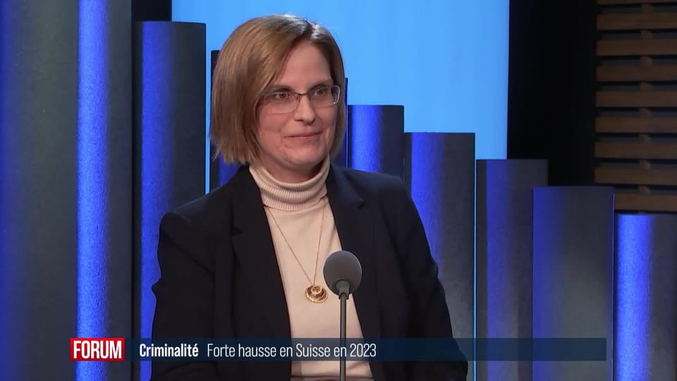 La criminalité a augmenté en Suisse en 2023: interview de Sylvie Bula - Forum - Play RTS