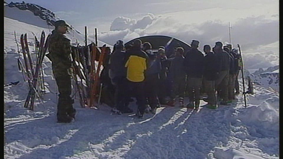 Le bivouac de la Rosablanche - Le Téléjournal - Play RTS