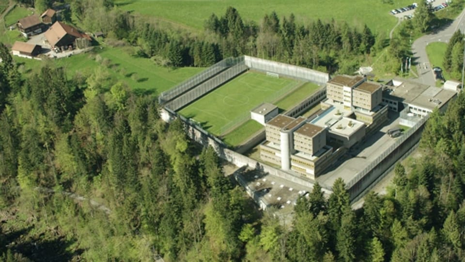 Gefängnis-Direktor Andreas Gigon: «Wir überprüfen nun unser Konzept für den Spazierhof.»