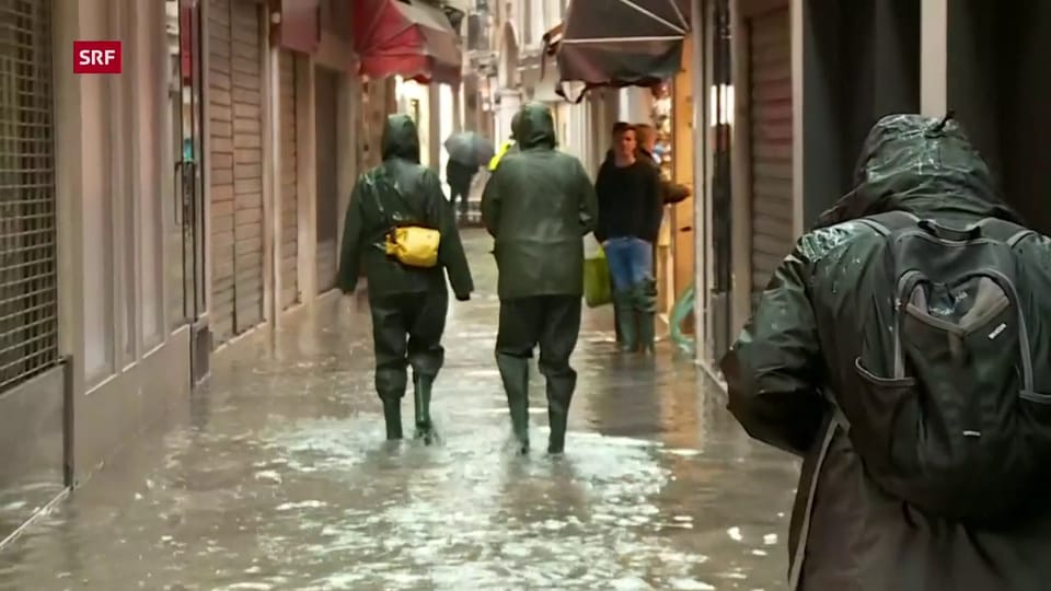Aus dem Archiv: Venedig zum dritten mal in einer Woche überflutet