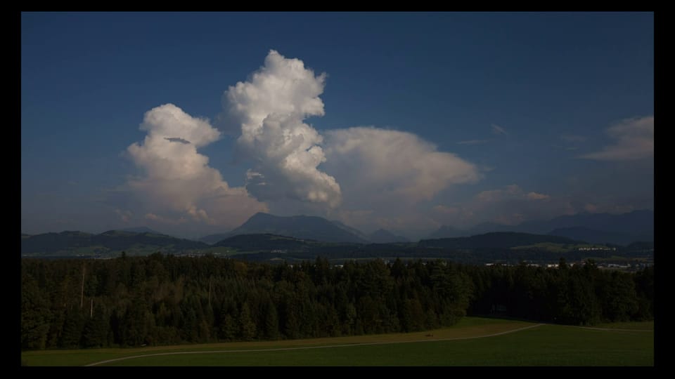 #SRFMeteoVideo von Franz Krummenacher mit Quellwolken über der Rigi