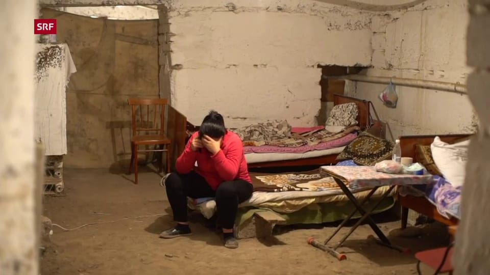 Berg-Karabach: Einwohnerinnen von Stepanakert harren Angriffe im Keller aus