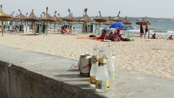 Aus dem Archiv: Mallorca verbietet Flatrate-Trinken