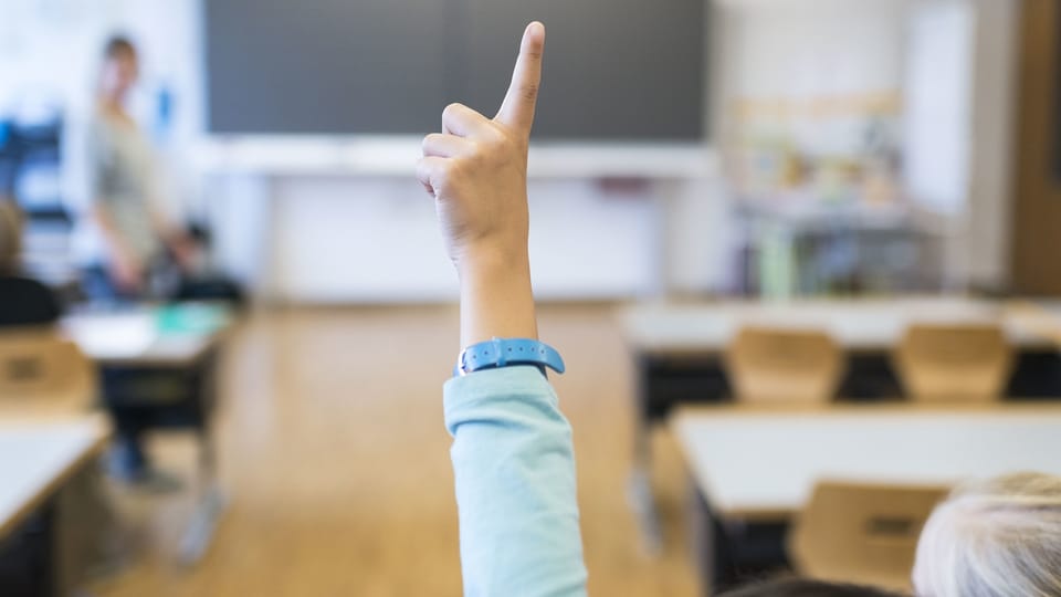 Nach dem wuchtigen Nein im Baselbiet nimmt der Druck auf die "Passepartout"-Lehrmittel zu.