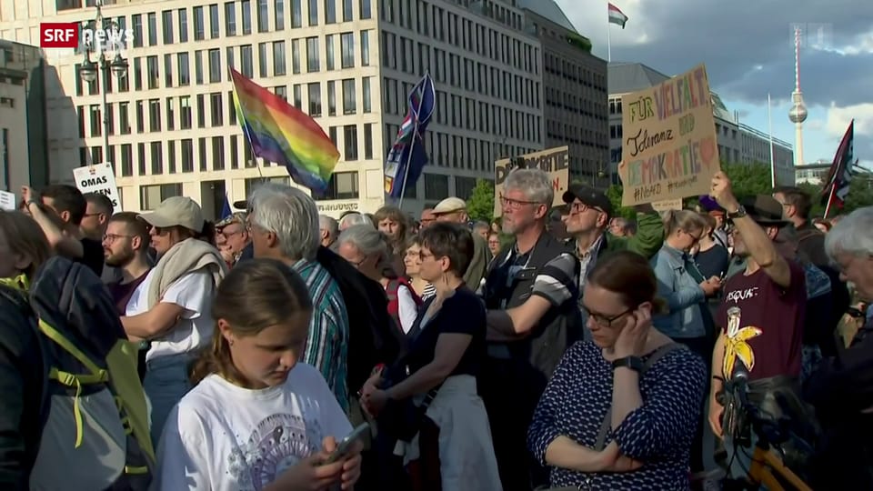 Dresden: Demonstration gegen Gewalt an Politikern