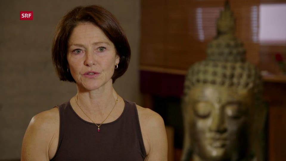 Für Yogalehrerin Claire Dalloz ist die Matte ein Hauptwerkzeug im Yoga