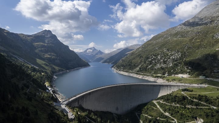 Aus dem Archiv: Ausbau von Staudämmen gegen die Versorgungskrise