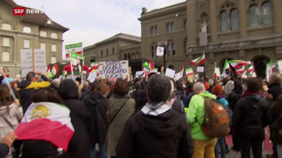 Archiv: Tausende demonstrieren in Bern gegen iranische Regierung