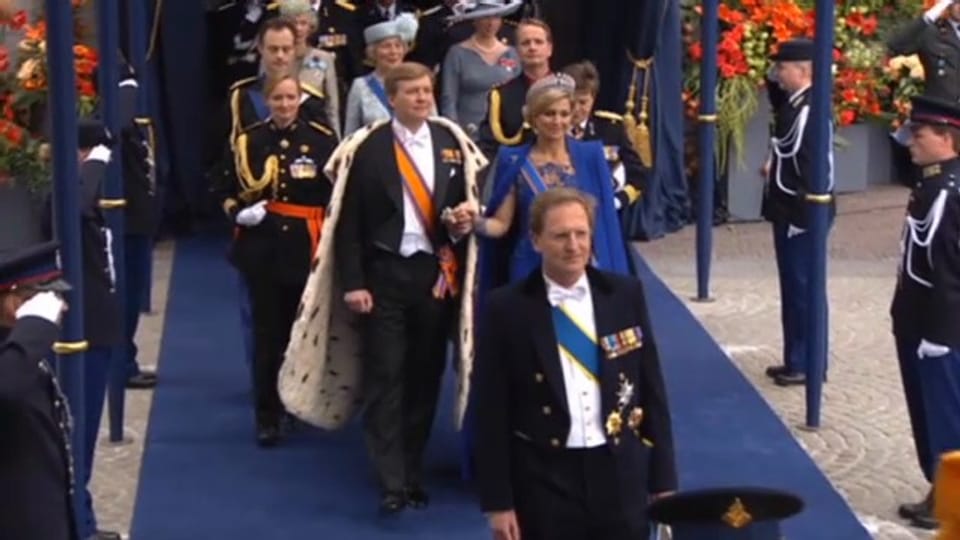 Holländische Royals und Gäste: Auszug aus der Kirche