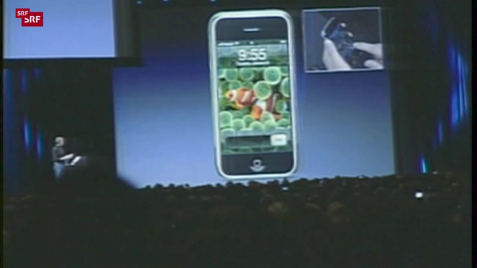 Steve Jobs präsentiert im Januar 2007 das erste iPhone