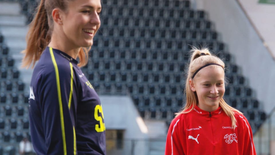 «Belächelt, beschimpft, bejubelt»: Frauenfussball in der Schweiz