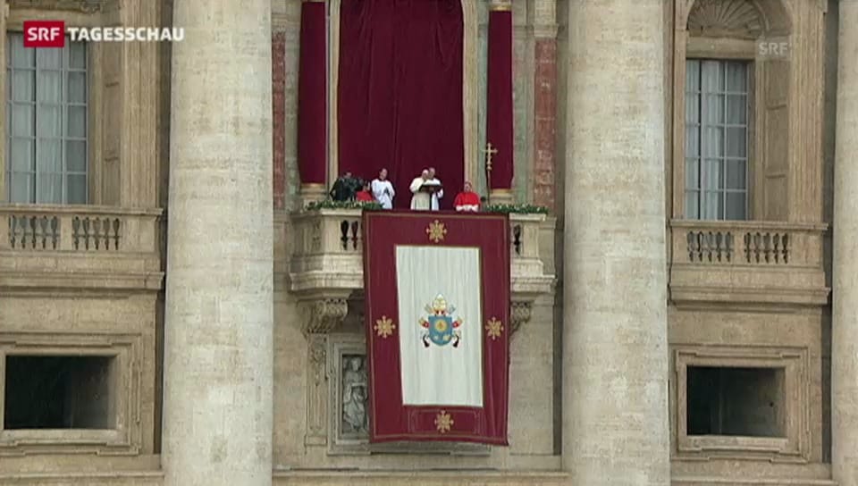 Papst spendet traditionellen Segen