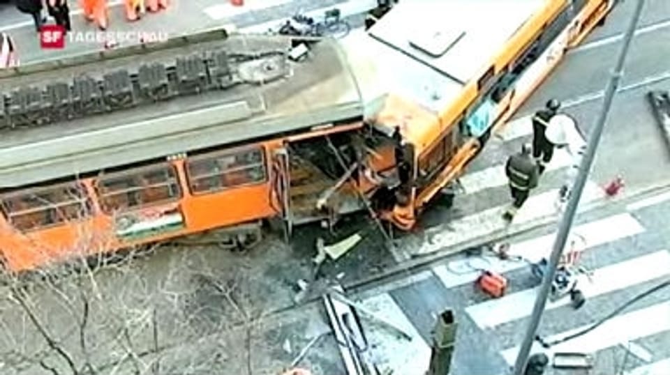 Archiv: 2008 – Schwerer Autounfall in Mailand