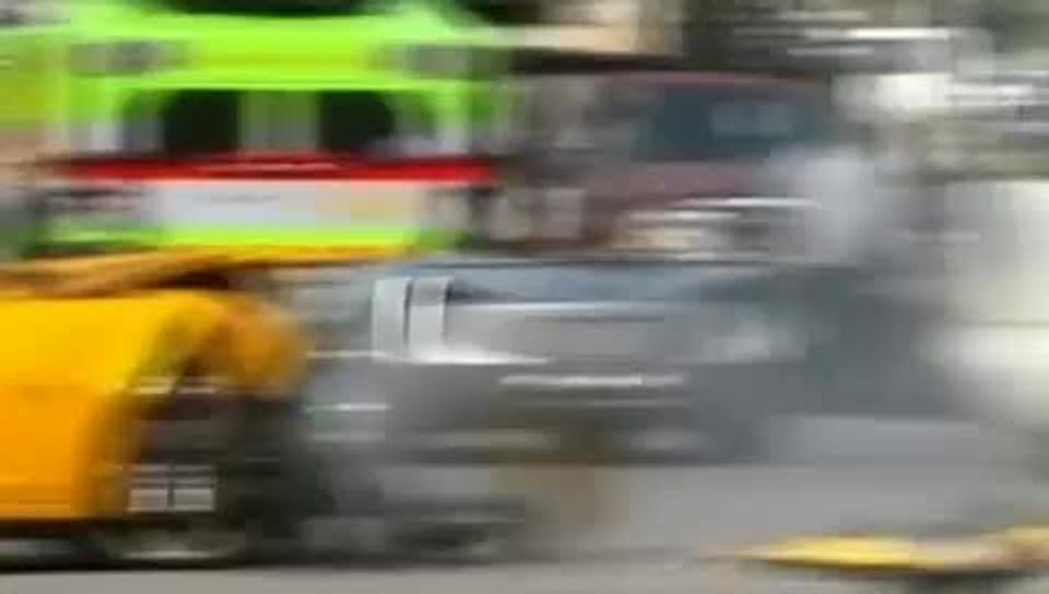 Info en vidéos Séquences choisies accident de voiture en pleine