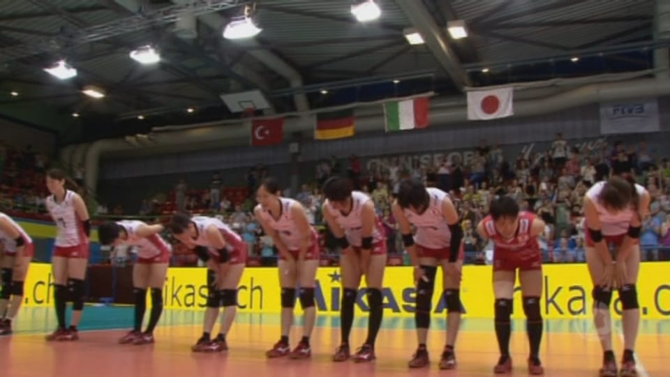 Volleyball 2e demifinale, Japon Russie (2523 2522 2513). La