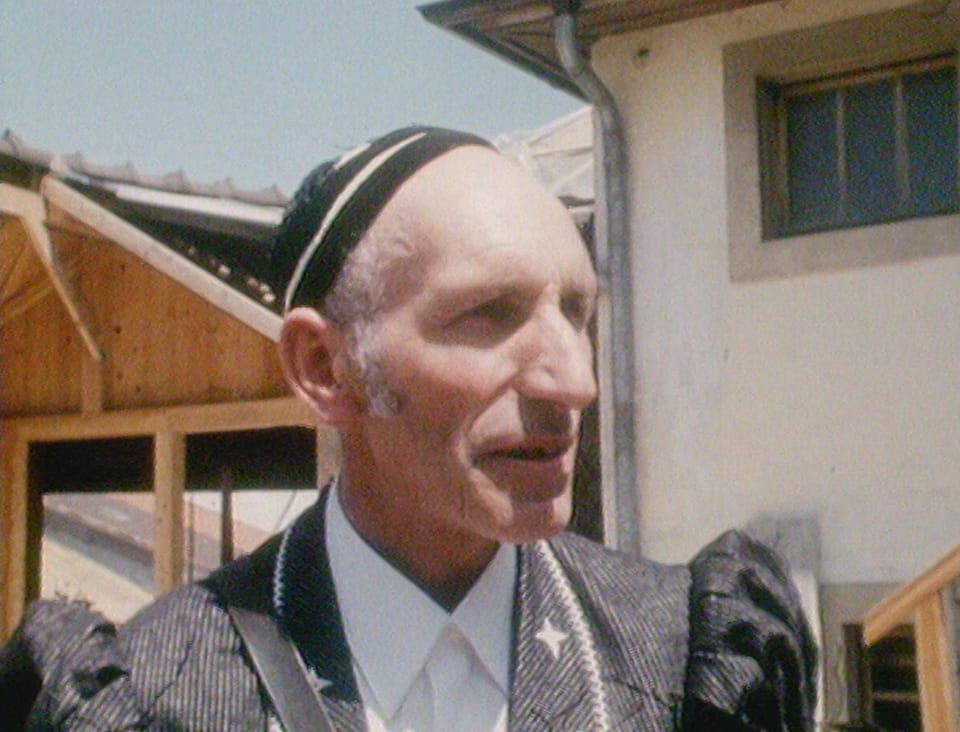 Ame du pays Sales célèbre l'abbé Joseph Bovet Play RTS