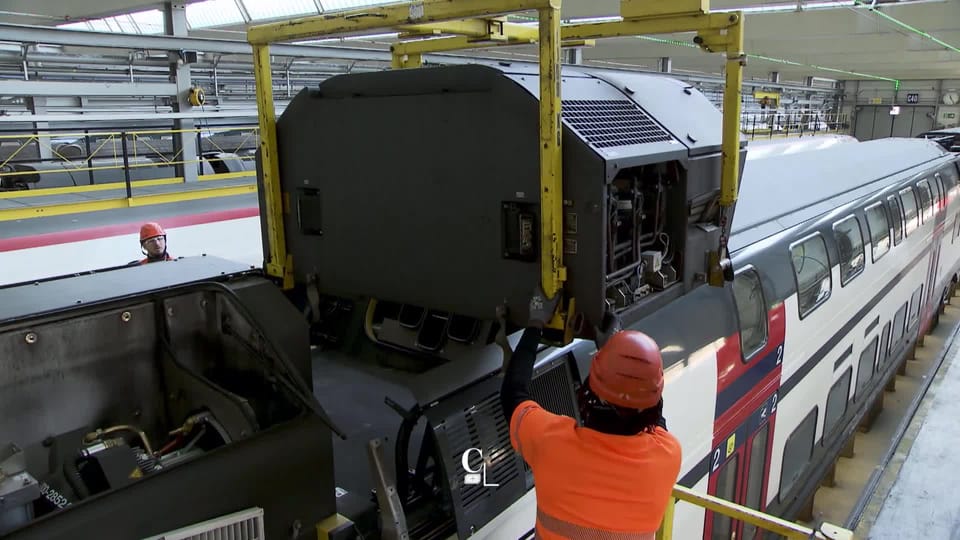 Couleurs locales Maintenance des trains dans les Ateliers de Sécheron
