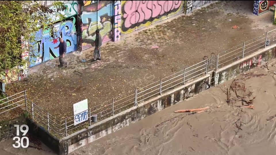 19h30 - Les intempéries ont provoqué des crues exceptionnelles. À Genève, la rivière de l’Arve a failli inonder la ville. - Play RTS