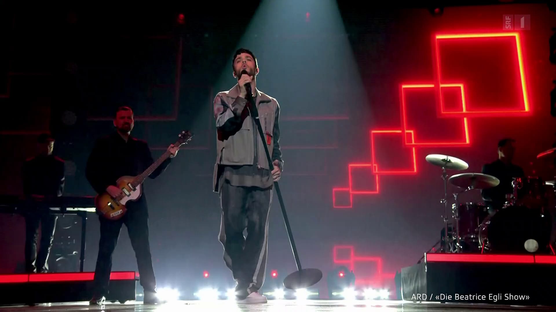 Die 100 Reichsten unter 40: So viel verdient Luca HĂ€nni - Gesichter & Geschichten - Play SRF