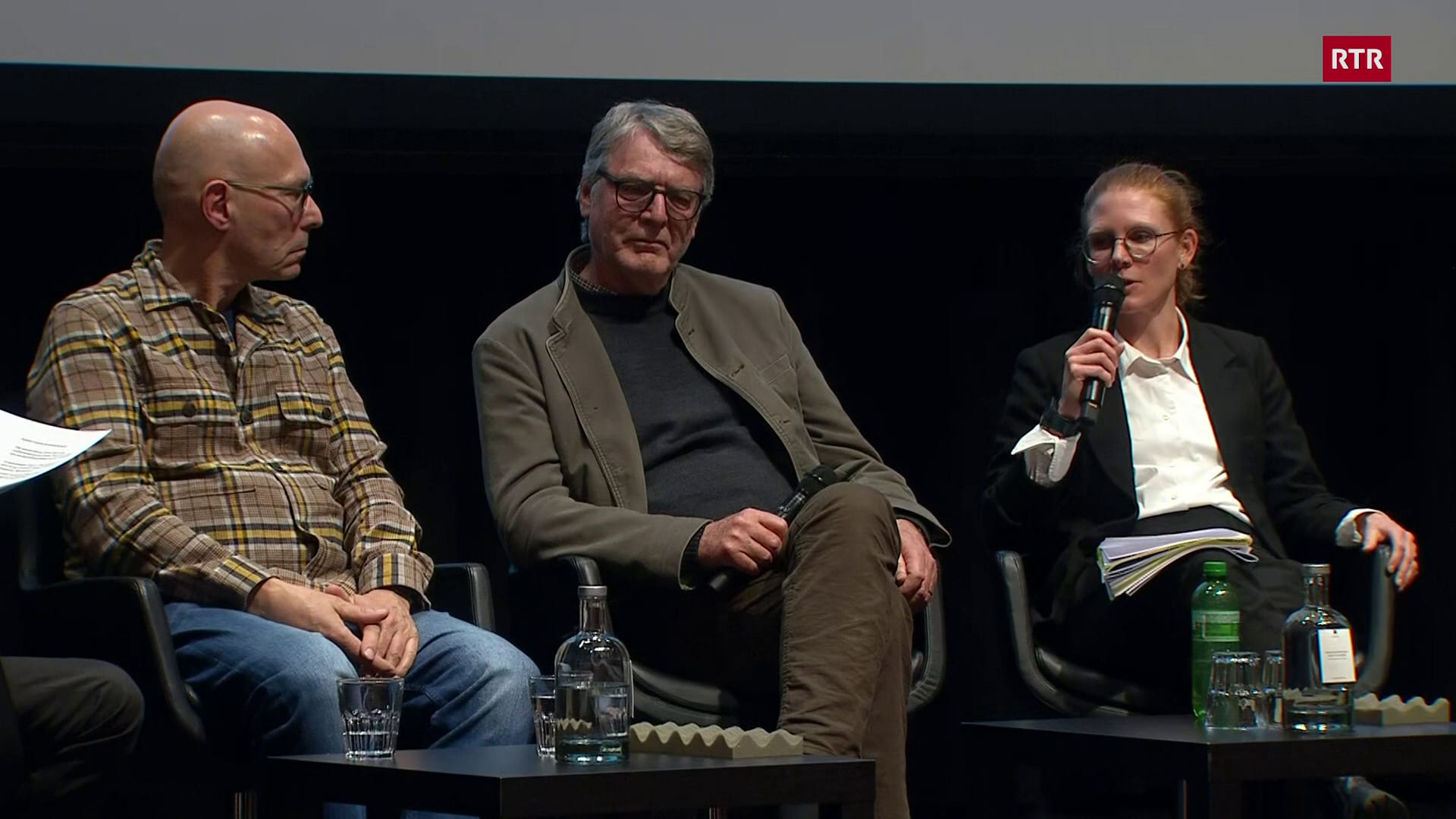 Saira d'infurmaziun e discussiun da podium