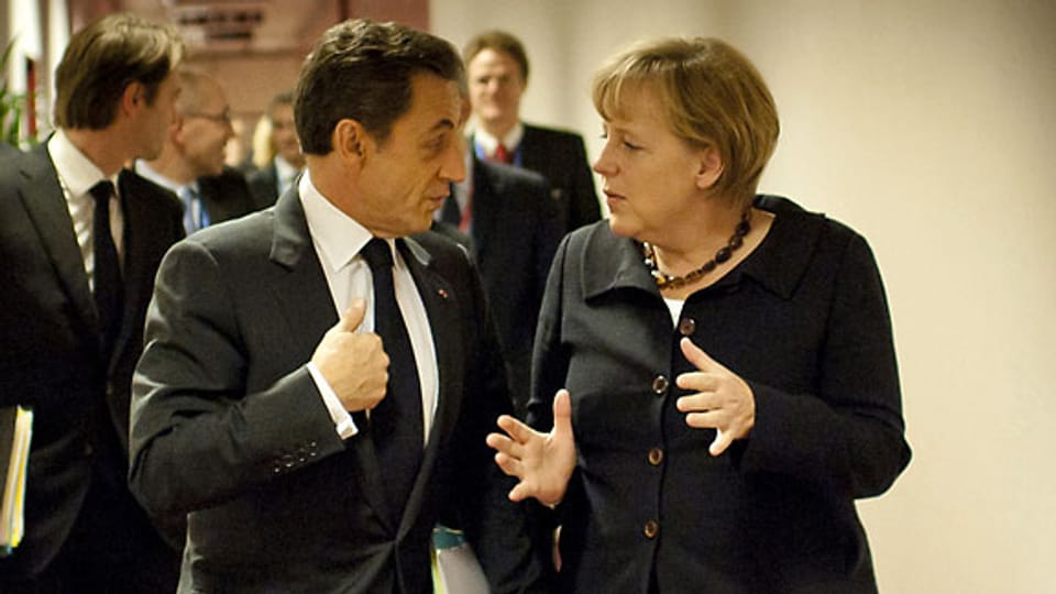 In welcher Sprache plaudern Merkel und Sarkozy?