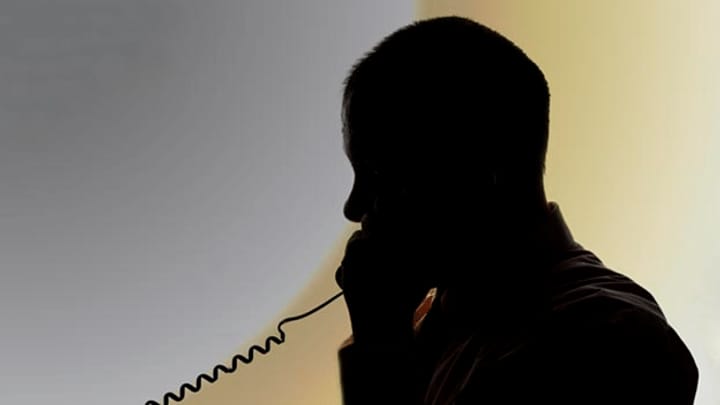 Telefon-Abzocke: Täter sitzt direkt in der Telefonzentrale