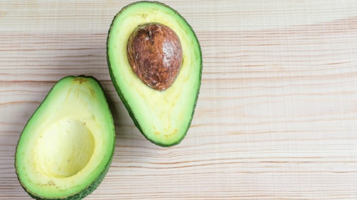 Gesunder Avocadostein – wie wir ihn essen können