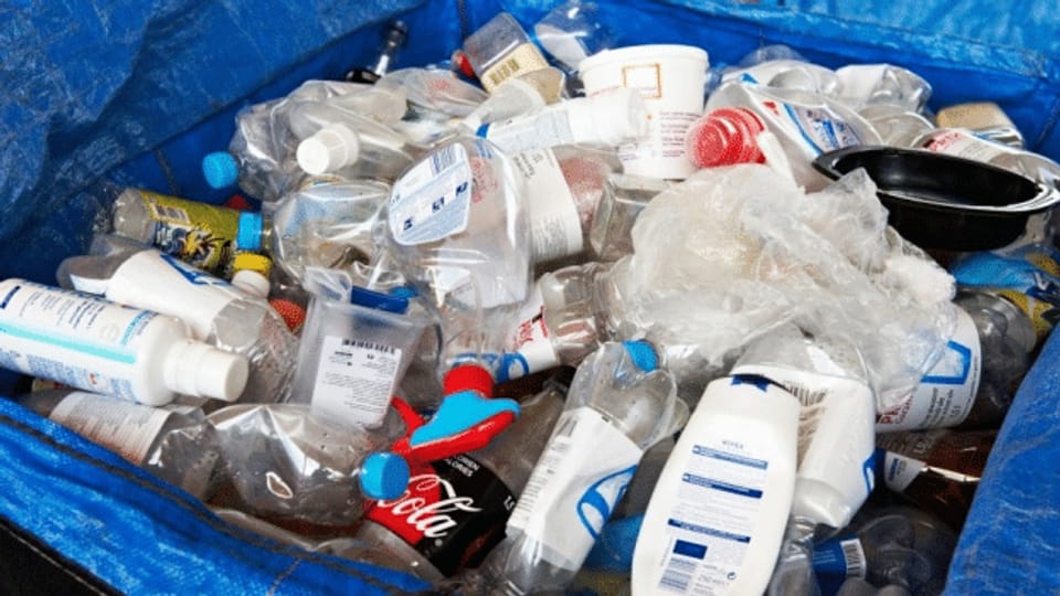 Immer mehr Fremdkörper verschmutzen das PET-Flaschen-Recycling