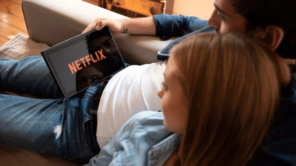 Netflix-Konto mit Freunden teilen – ist das erlaubt?
