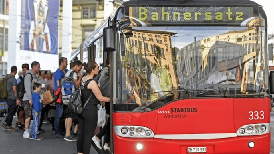 Ersatzbusse: 1.-Klass-Passagiere kriegen auf Anfrage Geld zurück